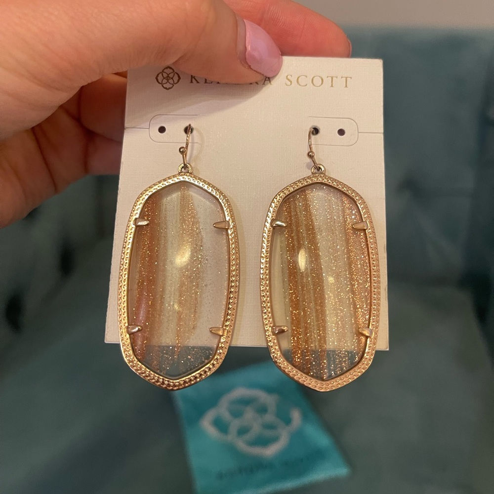 Kendra Scott Elle Earrings in Gold Sparkle